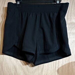 GAIAM Women's Black Athletic Shorts